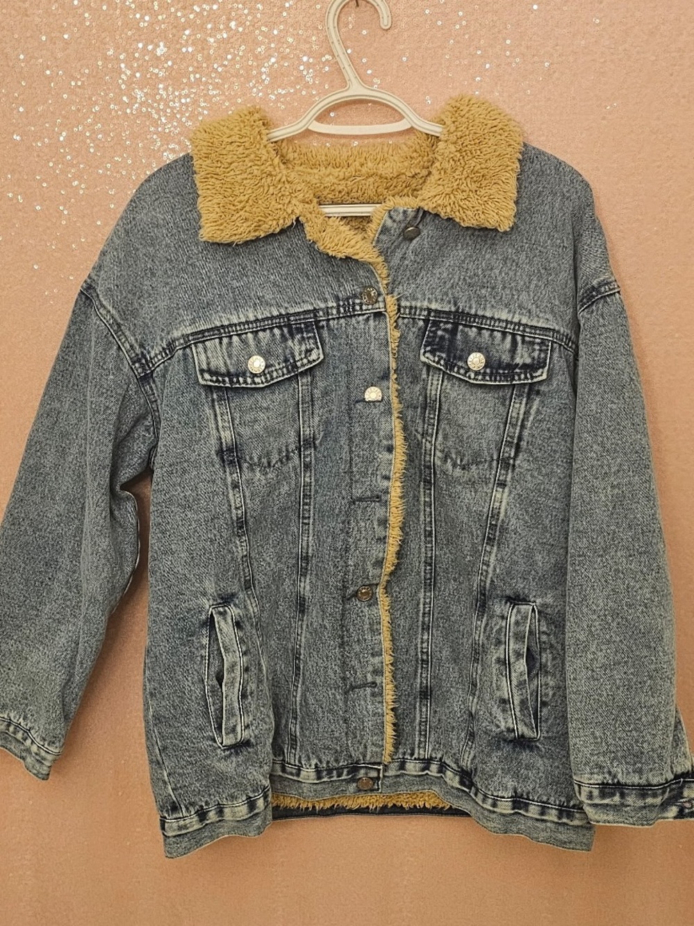 NWOT Oversized Acid Wash Denim Jacket with Sherpa Collar - Tan Sherpa - Picture 3 of 6